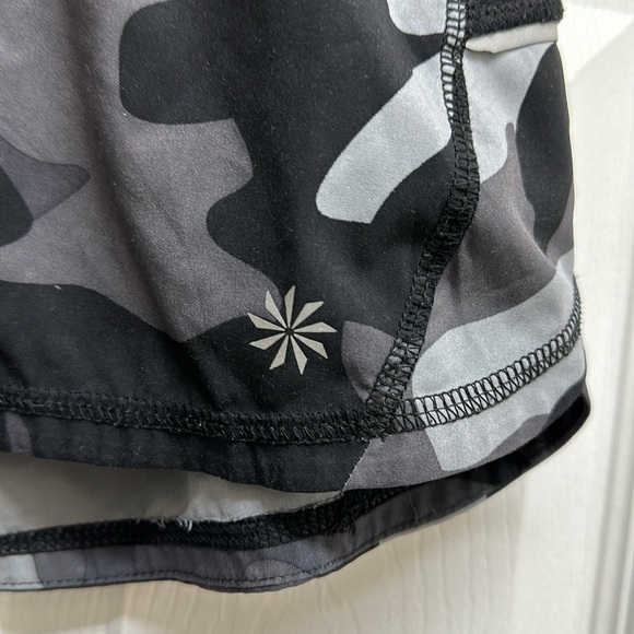 Athleta Ready Set Short *Camo - Picture 4 of 14